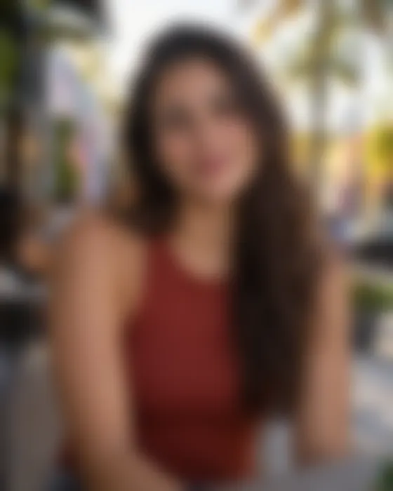 Sophia, a 27-year-old member based in Miami